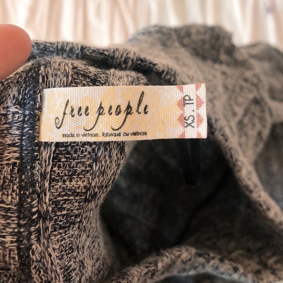 Free People Sweater - Picture 3 of 4